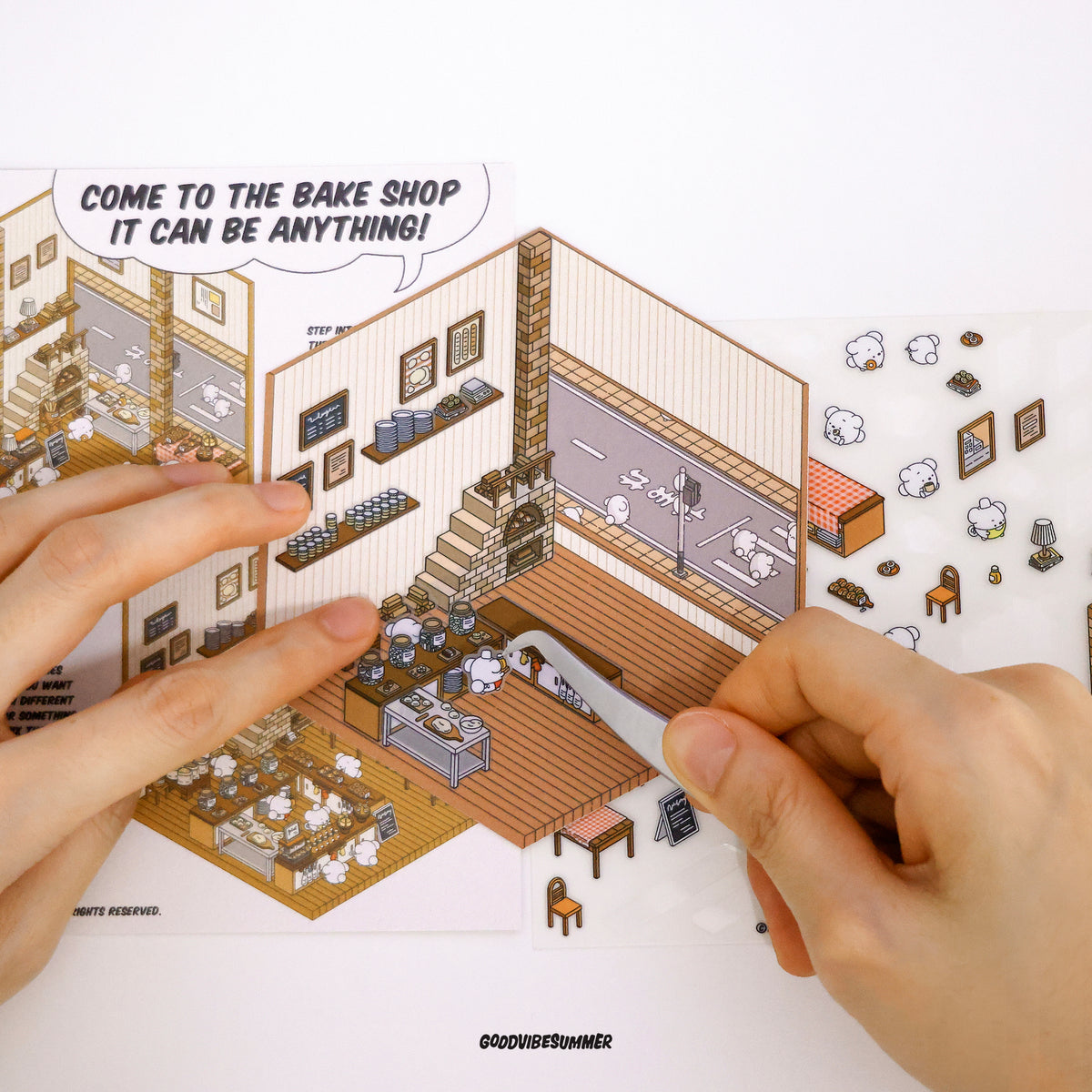 Momo's Mystery Miniworld